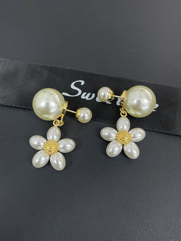 Dior Earring 06yxs76